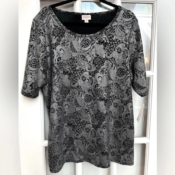 LuLaRoe Elegant Holiday Collection Black Sparkly Metallic Paisley Blouse Size 3X - Picture 9 of 9